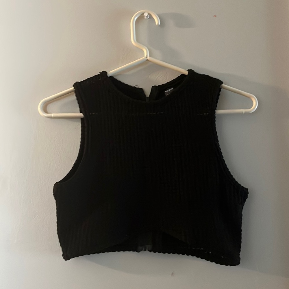 Small SHEIN Knitted Crop Top